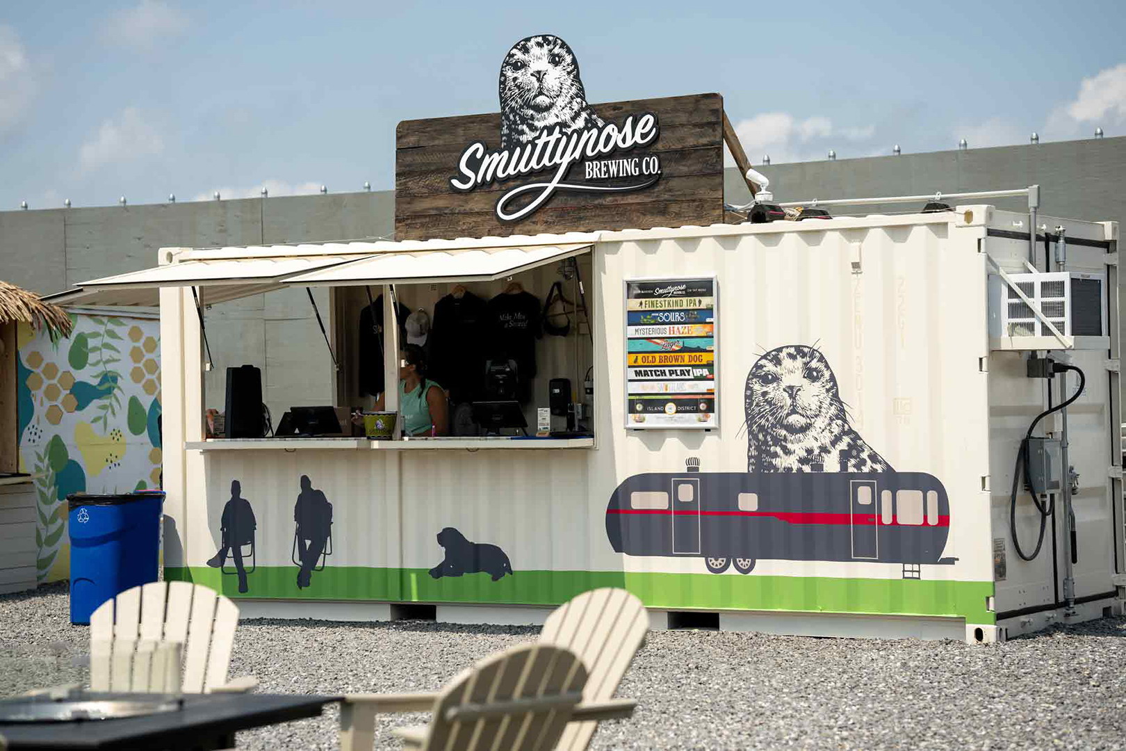 Smuttynose Brewing Company Create a new beer garden world | container beer garden