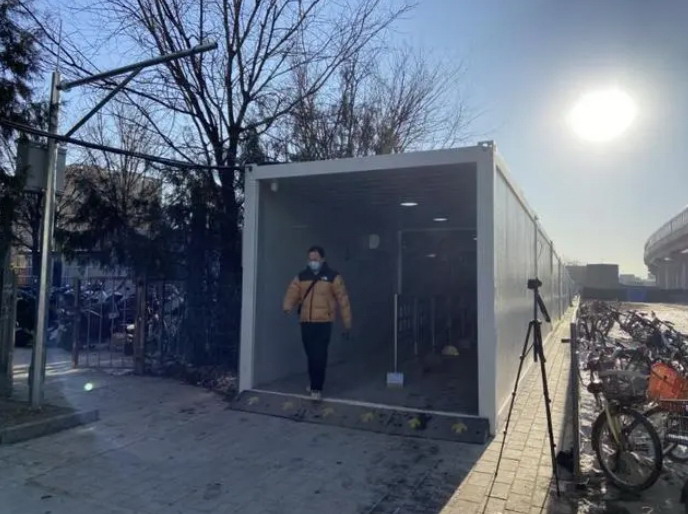 Beijing Subway Shahe Station and Tiantongyuan Station have put into use outdoor heating facilities, adding container corridors and windproof curtain walls