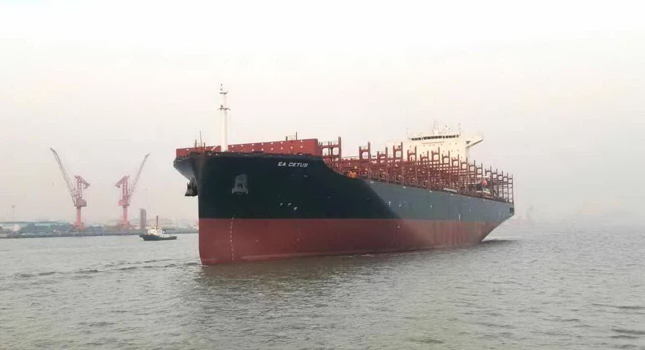 Waigaoqiao Port delivers its first ship in the new year, the 