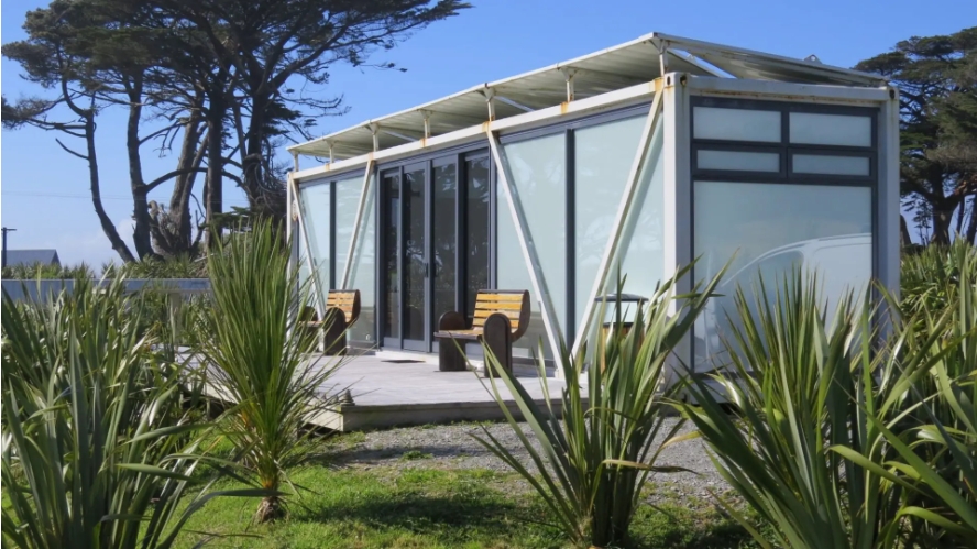 What should we pay attention to when using container houses?