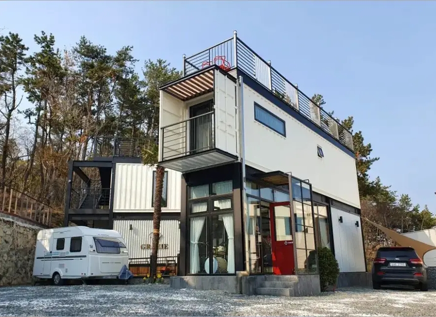 Container mobile houses