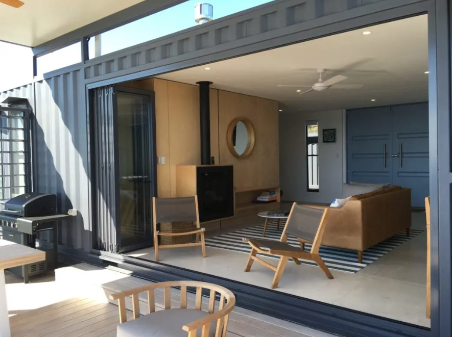 Do you know the five advantages of container houses?