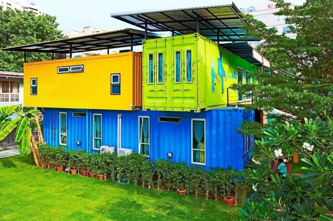A green residence in the city center——Lodge b container house
